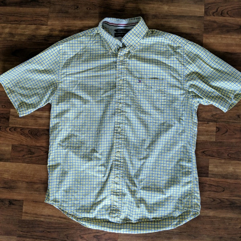Tommy Hilfiger short sleeve shirt
